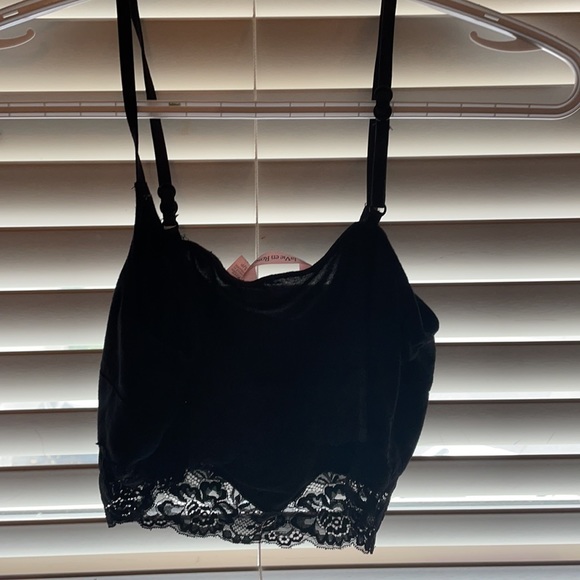La vie en rose black lace crop top - Picture 2 of 2